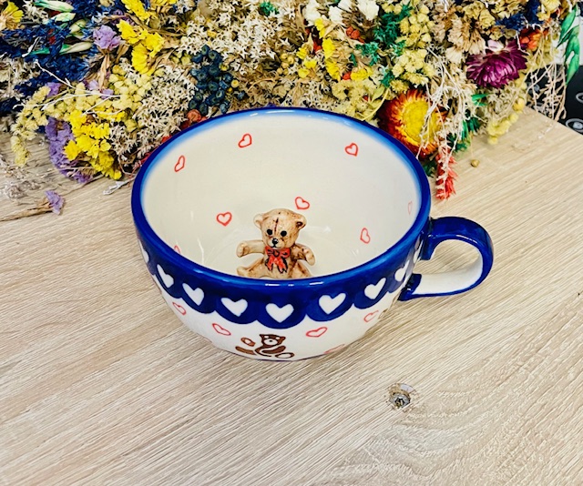 kubek z misiem ceramika Boleslawiec