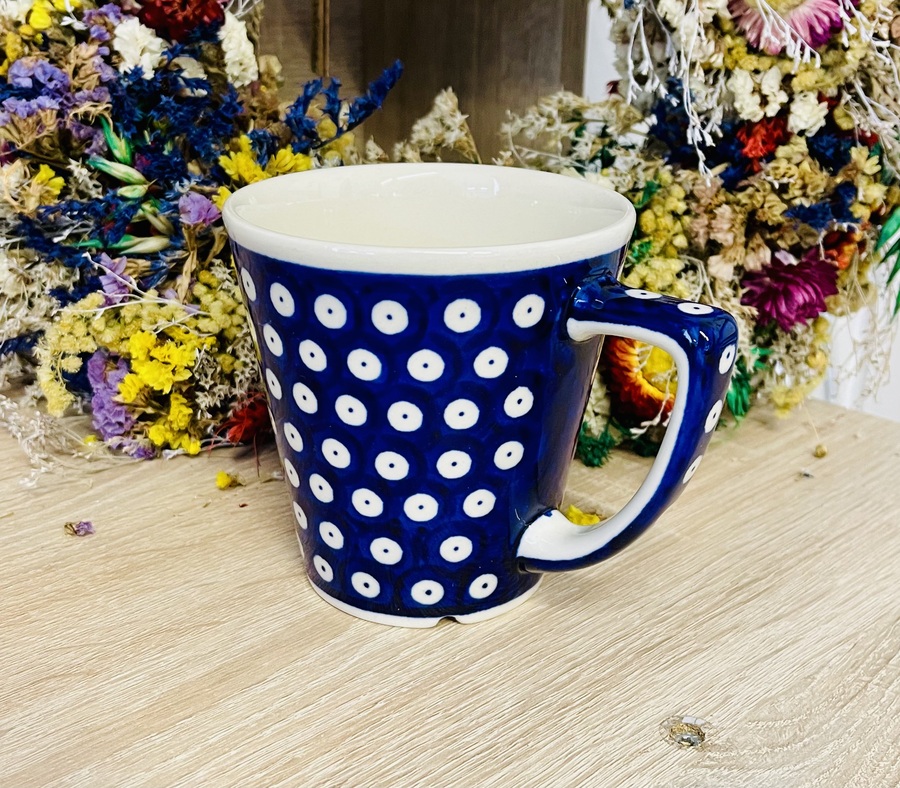 kubek kropka ceramika Boleslawiec
