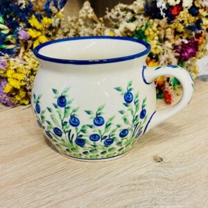 kubek jagody ceramika Boleslawiec